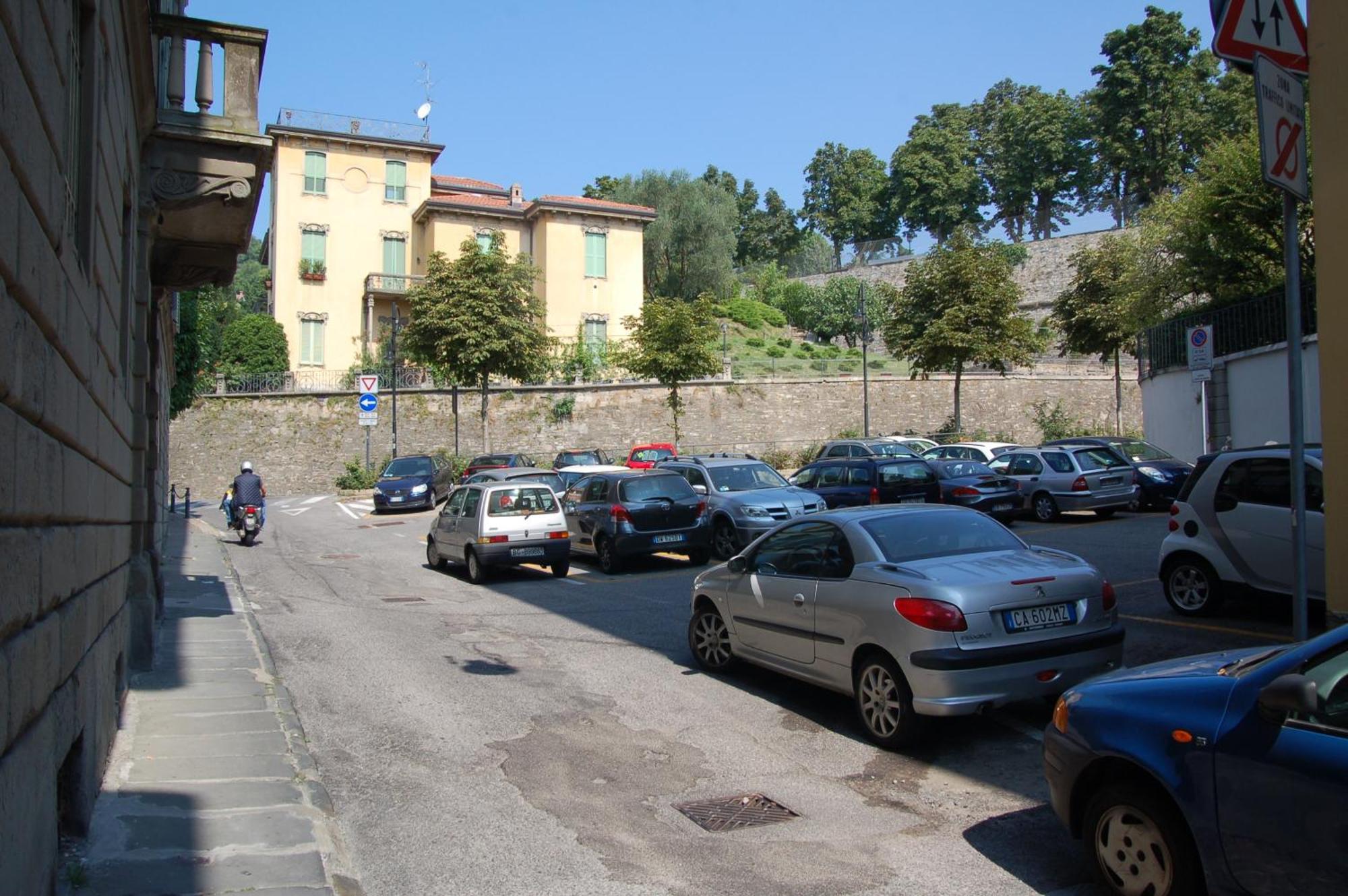 La Rosa Scarlatta Daire Bergamo Dış mekan fotoğraf