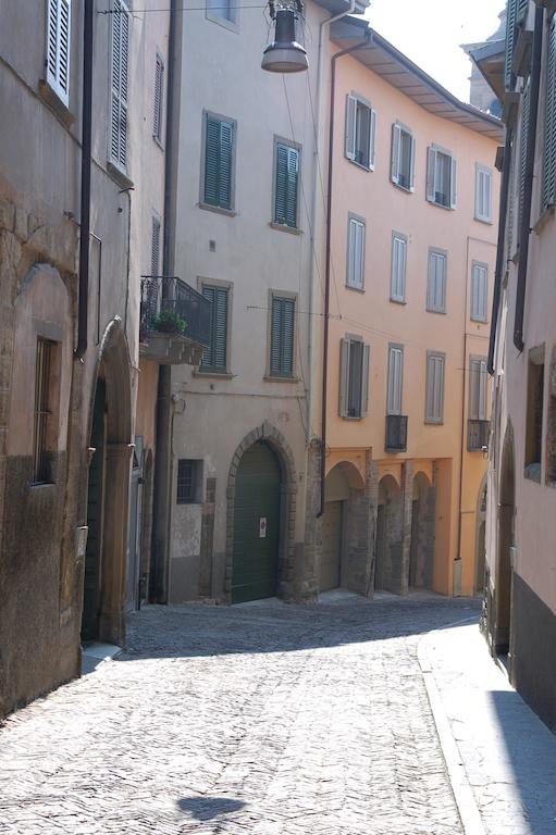 La Rosa Scarlatta Daire Bergamo Oda fotoğraf