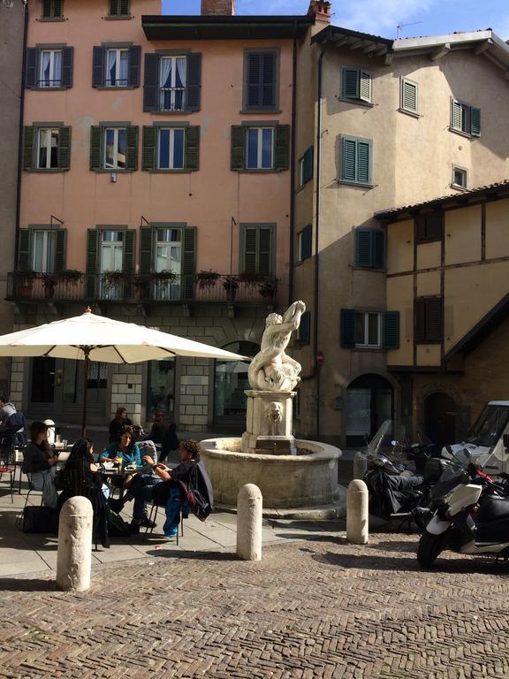 La Rosa Scarlatta Daire Bergamo Dış mekan fotoğraf
